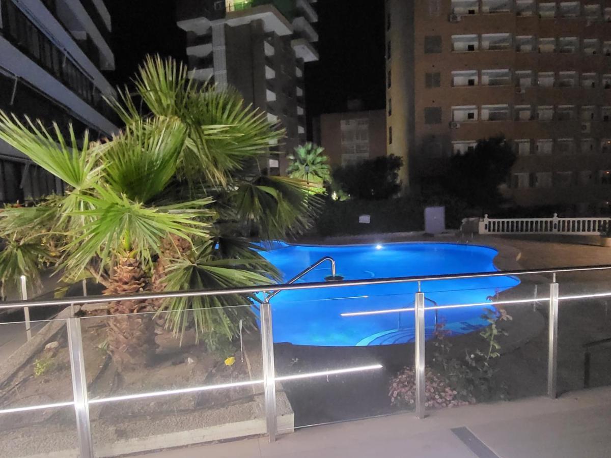 Trinisol II Private Apartments With Sea View Benidorm Exterior foto